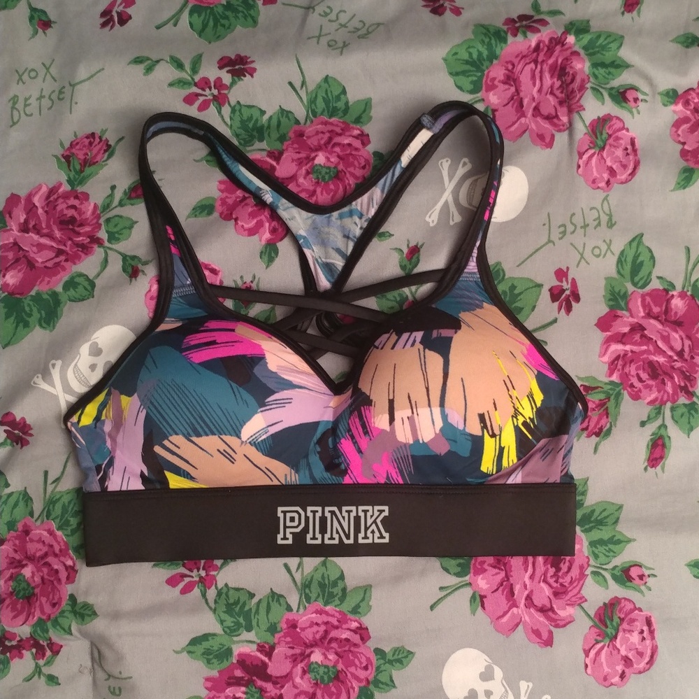 VS PINK Ultimate Push Up Sports Bra